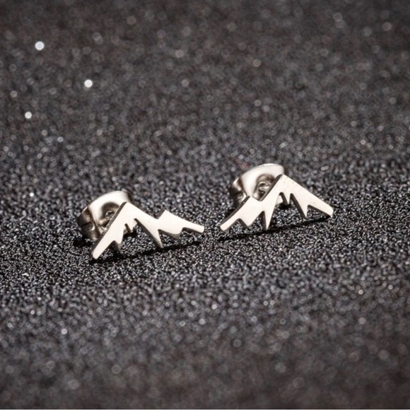 “Mountainscape” Mountains Icecap Peak Hike Climb Vegan Dainty Silver Steel Studs - Picture 3 of 3